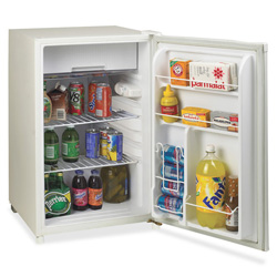 Avanti Compact Refrigerator In Black - RM4551B-2