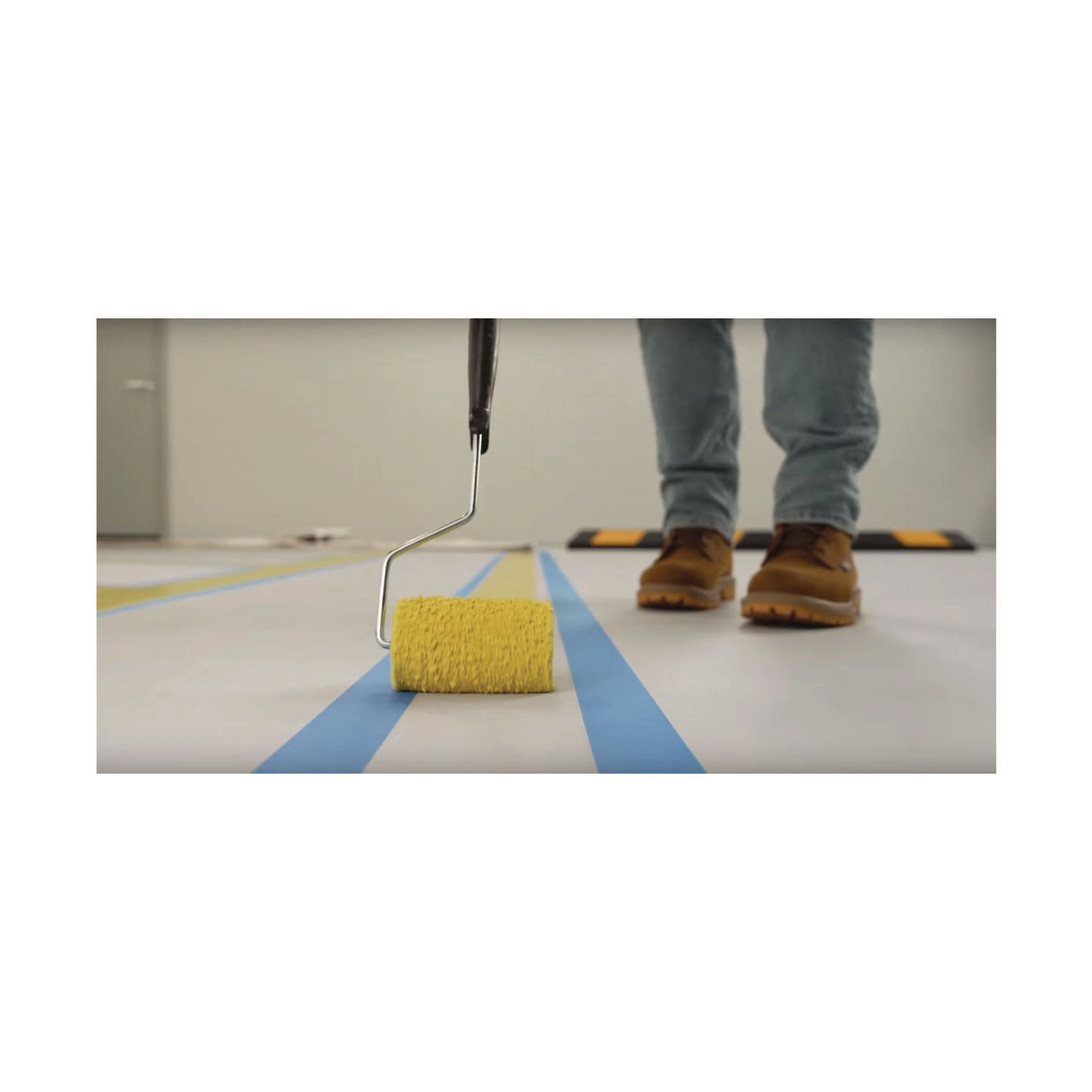 Commercial The MULE (Modified Urethane Latex Epoxy), Interior/Exterior, Gloss Safety Yellow, 1 gal Bucket/Pail, 2/Carton