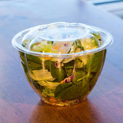 Eatery Essentials 24 oz. PET Clear Salad Bowl w/Lid