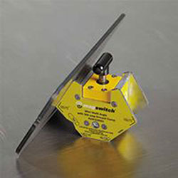 Magswitch Mini Multi-Angle Welding Magnet w/300 Amp Ground, Mini Multi-Angle Welding Magnet w/300 Amp Ground 8100351
